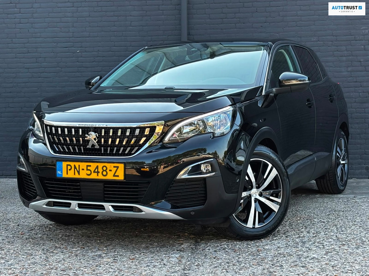 Peugeot 3008 - 1.2 PureTech Allure TREKHAAK | CAMERA| LEDER | PDC | KEYLESS | NAVI | NWE APK - AutoWereld.nl