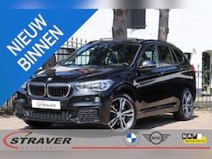 BMW X1 - xDrive20i High Executive |Panoramadak |Head-up |M-sport