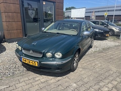 Jaguar X-type - 2.5 V6 Sport