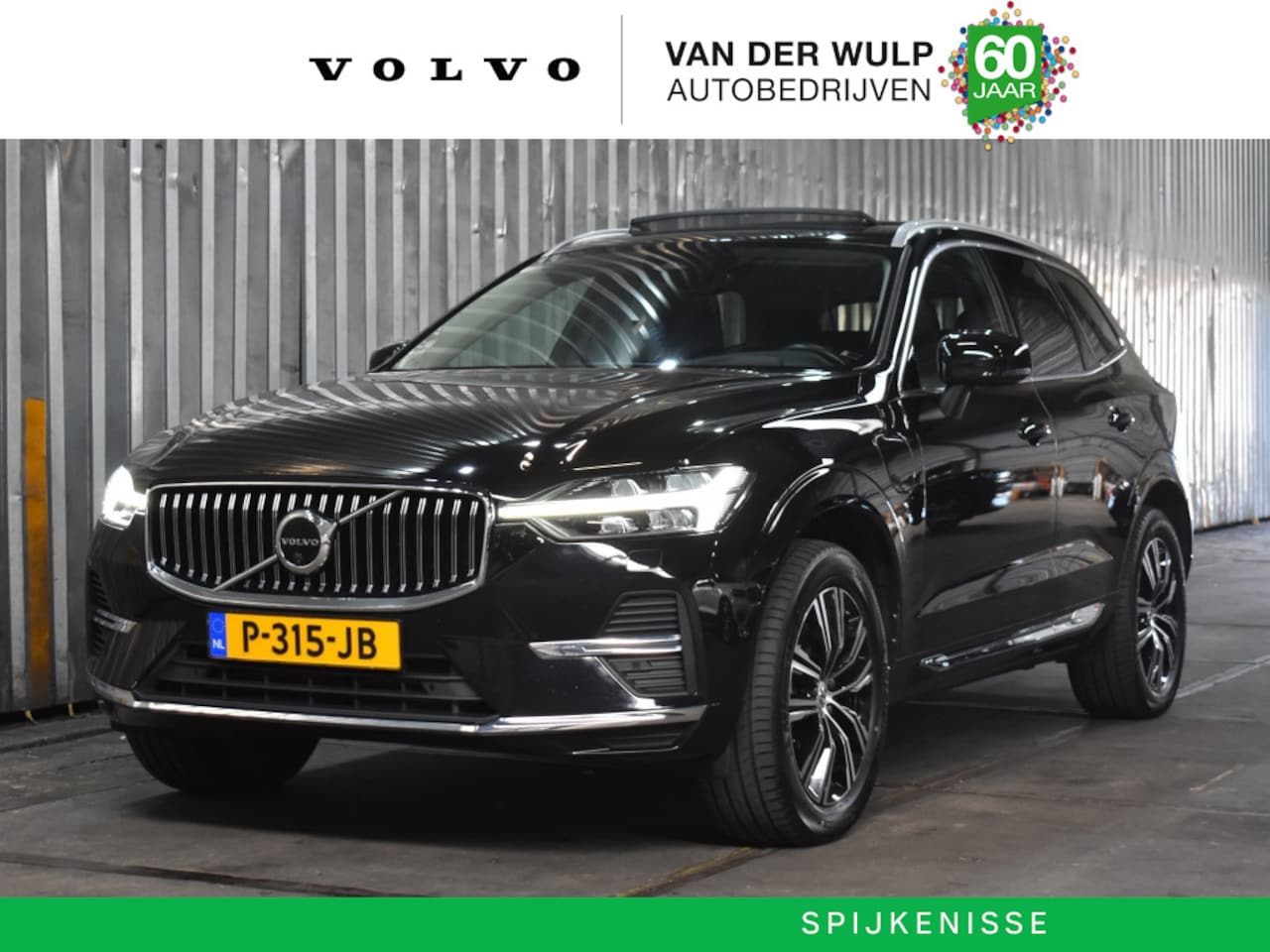 Volvo XC60 - T8 455pk [Long Range] AWD Inscription | Trekhaak | Leder | 360 | - AutoWereld.nl