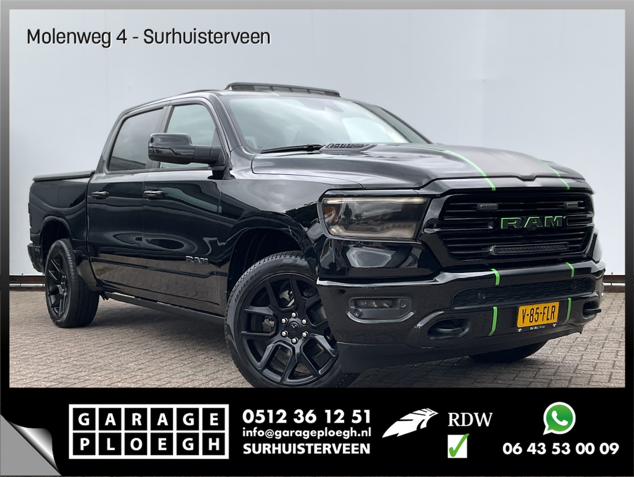 Dodge Ram 1500 - 5.7 V8 4x4 Crew Cab Limited Laramie Trekhaak Pano Harman/Kardon Leer Treeplanken BOMVOL! - AutoWereld.nl