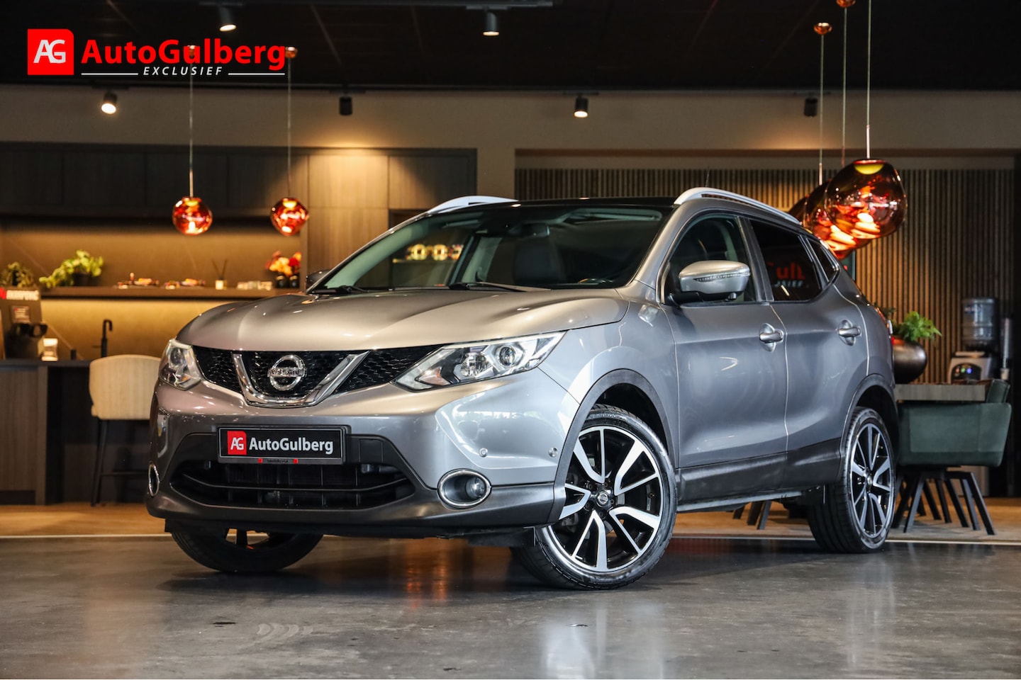 Nissan Qashqai - 1.2 Tekna Leder Comfort stoelen electrisch, Panoramadak, Achteruitrij camera, Spiegel pakk - AutoWereld.nl