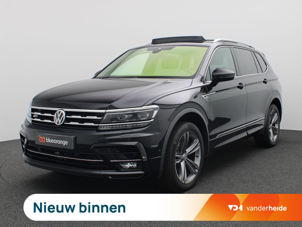 Volkswagen Tiguan Allspace - 1.5 TSI R-line Highline Business 150PK DSG Trekhaak, Achteruitrijcamera, 19" LM Velgen, Cl - AutoWereld.nl