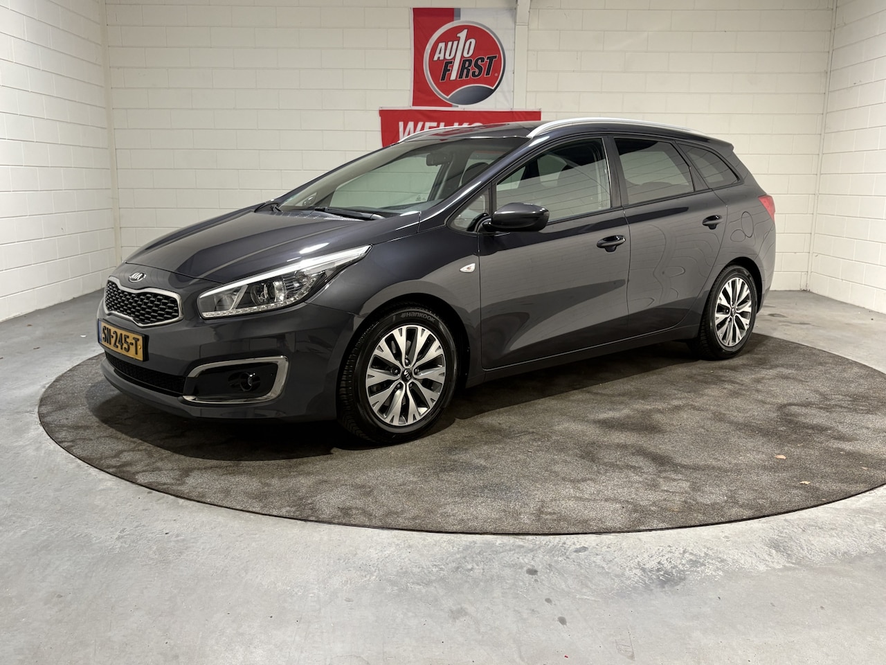 Kia Cee'd Sportswagon - 1.0 T-GDi Design Edition 1.0 T-GDi Design Edition, Volledig onderhouden, Clima, Cruise, Navi, Trekhaak, Lichtmetaal - AutoWereld.nl