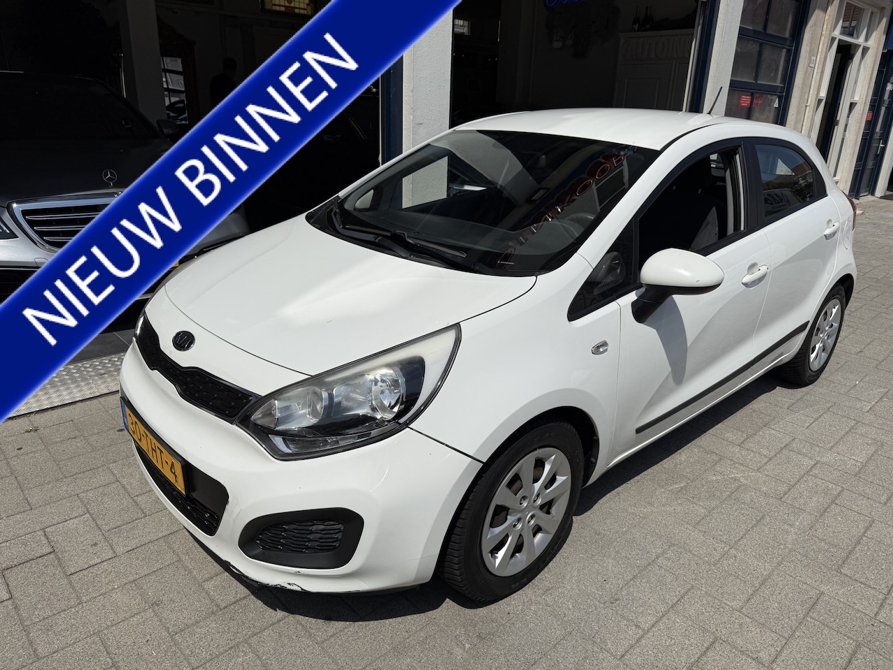 Kia Rio - 1.2 CVVT Comfort Pack 1.2 CVVT Comfort Pack - AutoWereld.nl
