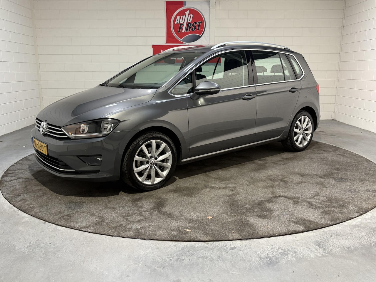 Volkswagen Golf Sportsvan - 1.4 TSI Highline 1.4 TSI Highline, Prachtstaat, 1e eig, NL auto, Clima, Cruise, Parkeersensoren, Lichtmetaa - AutoWereld.nl