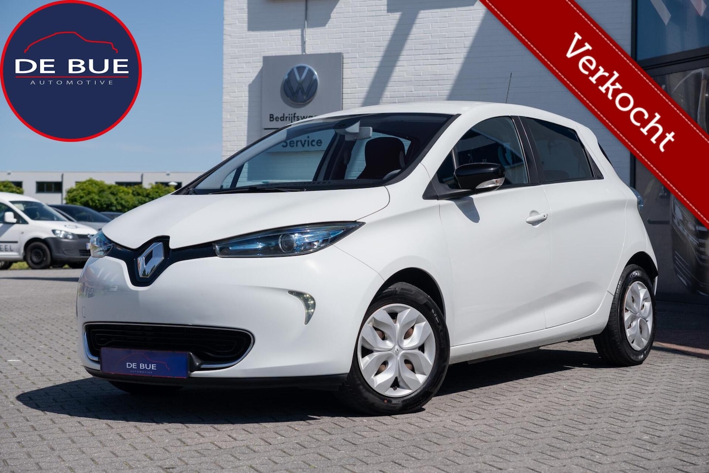 Renault Zoe - Q210 Intens Quickcharge 22 kWh | incl. Accu | Clima | PDC | Navi | Cruise | Keyless | - AutoWereld.nl