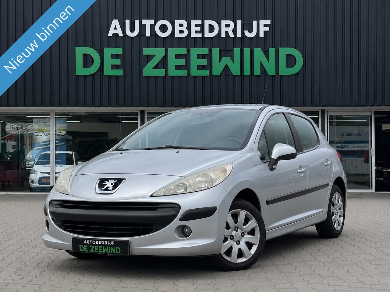 Peugeot 207 - 1.4-16V Color-line 1.4-16V Color-line - AutoWereld.nl