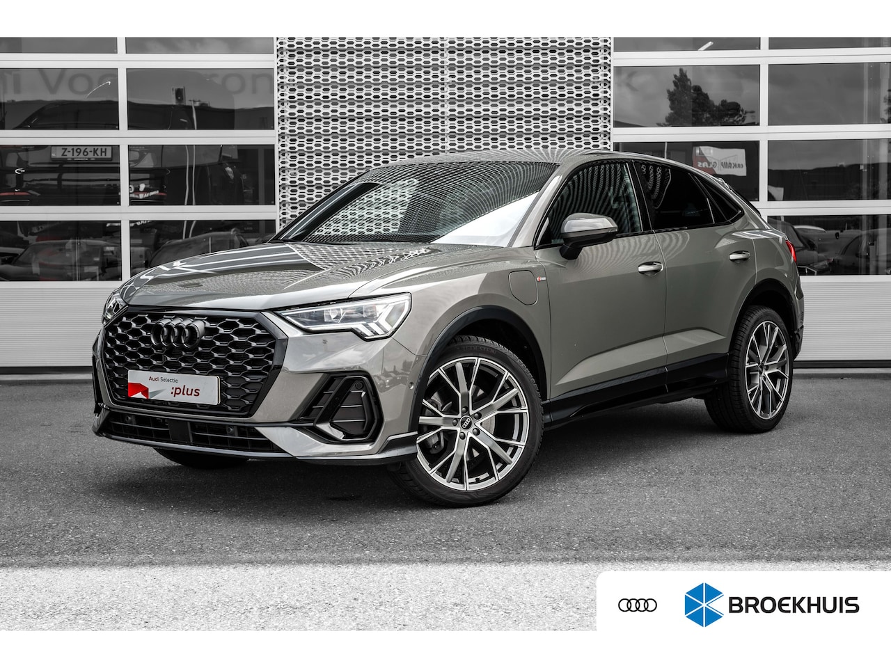 Audi Q3 Sportback - 45 TFSI e S Edition | Achteruitrijcamera | Elektr. Achterklep | ACC - AutoWereld.nl