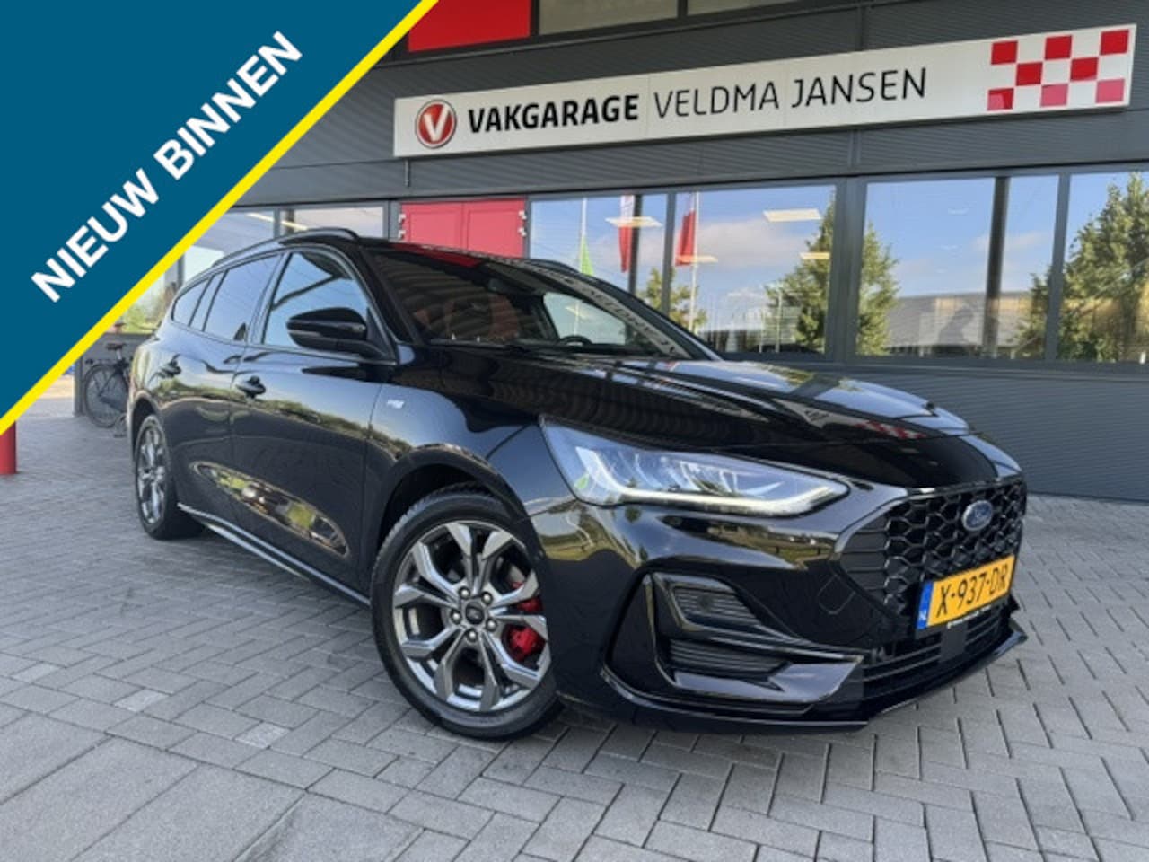 Ford Focus Wagon - 1.0 EcoBoost Hybrid ST Line Style 1.0 ECOBOOST HYBRID ST LINE STYLE - AutoWereld.nl