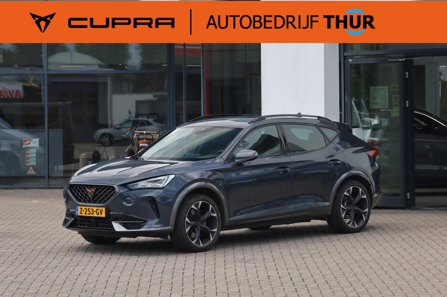 CUPRA Formentor - 1.4 e-Hybrid VZ Performance SOH 96,27% | 245PK / 180kW DSG, Wegklapbare trekhaak, achterui - AutoWereld.nl