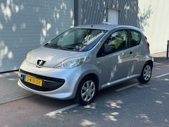Peugeot 107 - 1.0-12V XR