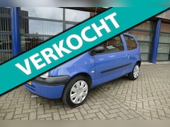 Renault Twingo - 1.2 Authentique Airco Apk 19-5-2027 Stuurbekr