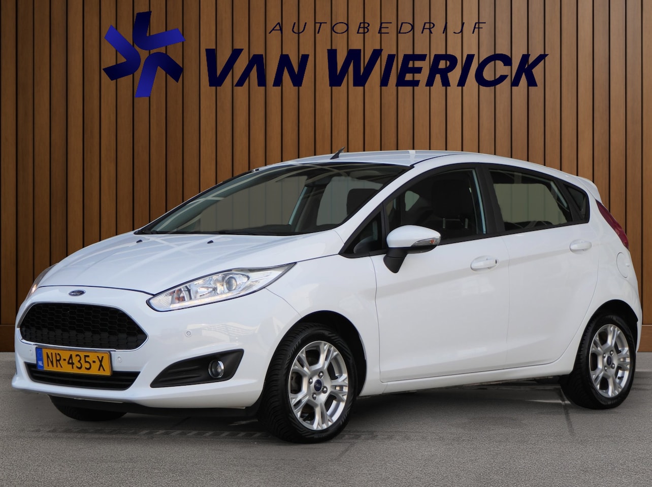 Ford Fiesta - 1.0 Style Ultimate 5-Deurs | Cruise | Parkeersensoren | Bluetooth | LM Velgen | NAP - AutoWereld.nl
