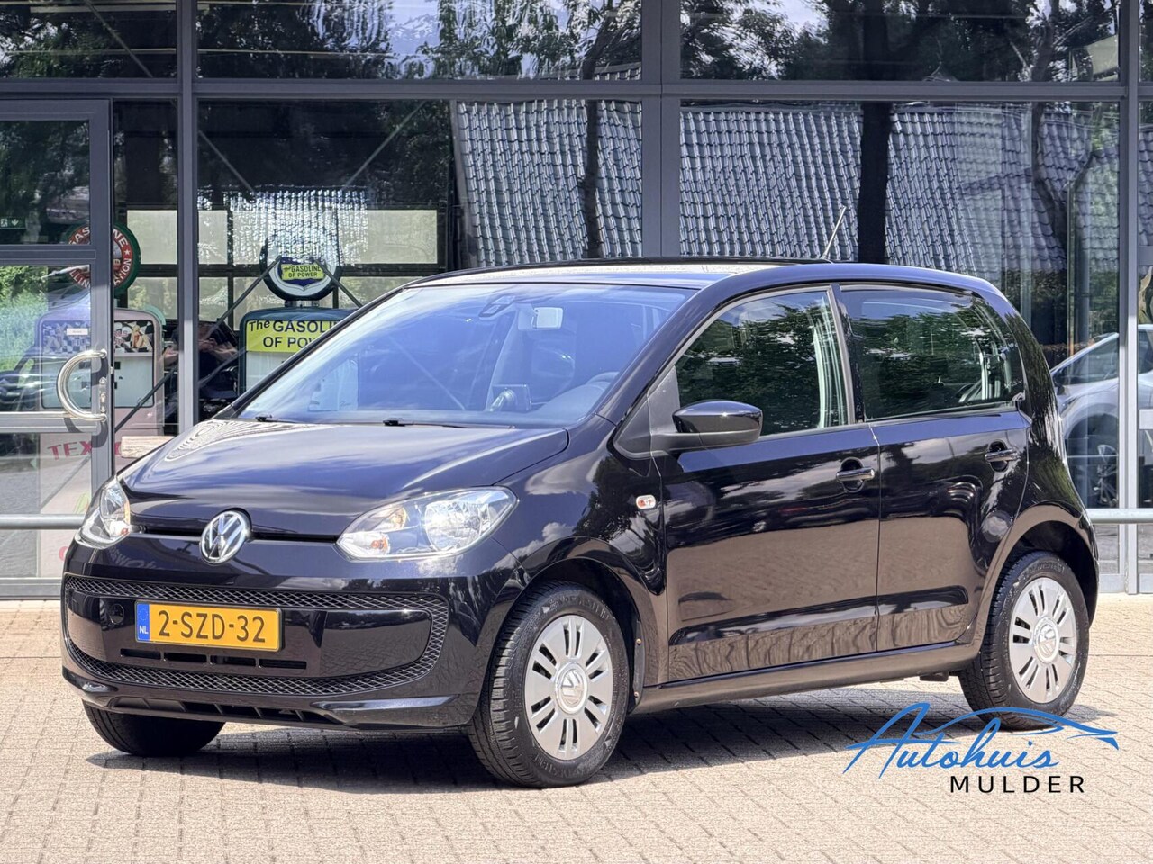 Volkswagen Up! - 1.0 move up! BlueMotion | Automaat | Airco | Navigatie | 1e Eigenaar | Volledig Onderhoude - AutoWereld.nl