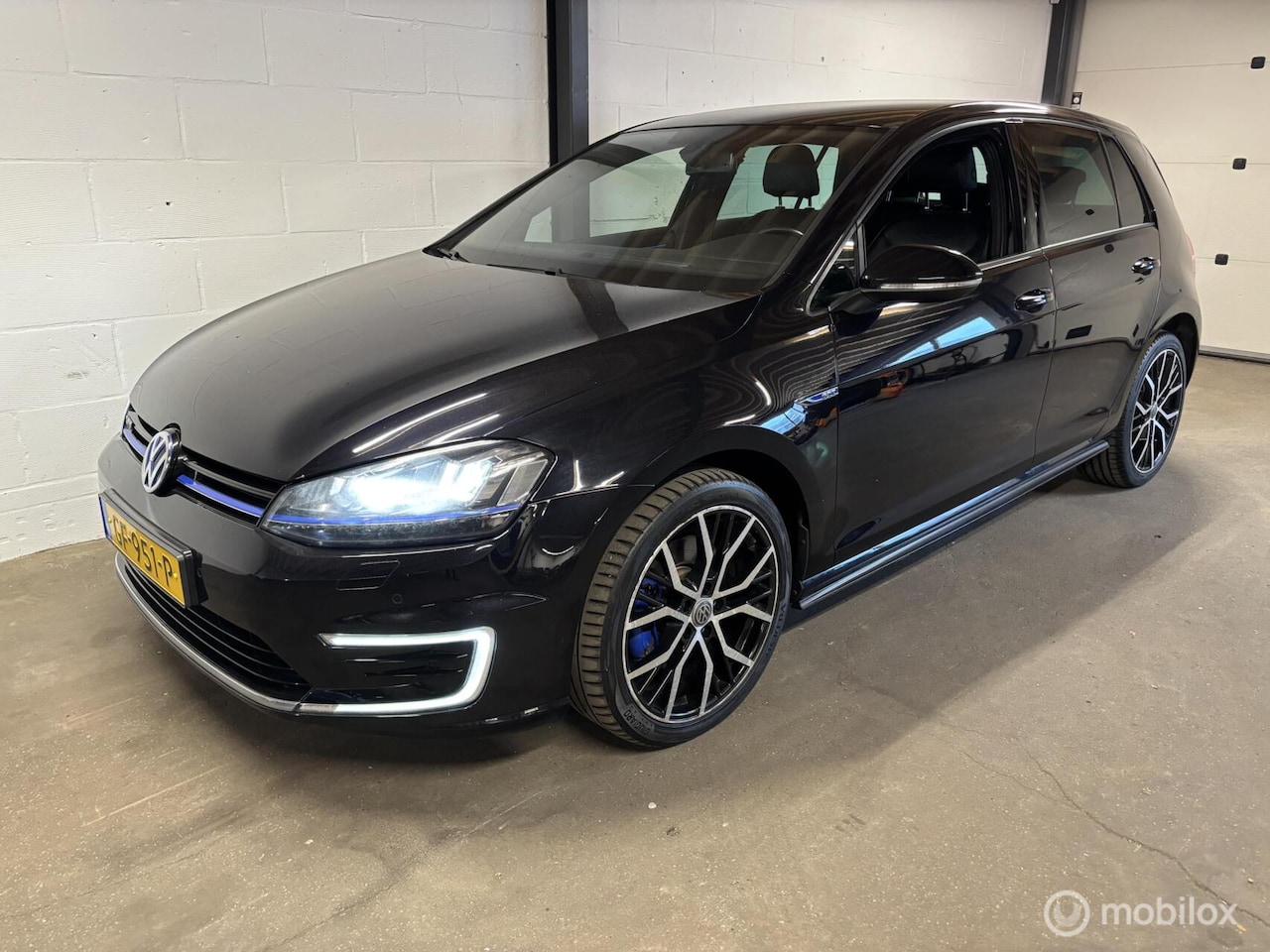 Volkswagen Golf - 1.4 TSI GTE met nieuwe hybride accu - AutoWereld.nl