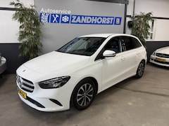 Mercedes-Benz B-klasse - 200 Business Solution // autom. // Apple Carplay // Nl Auto // Trekhaak wegkl
