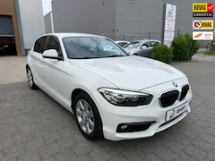 BMW 1-serie - 118i | Airco | NAP |Automaat| Nieuwe APK bij afleveren