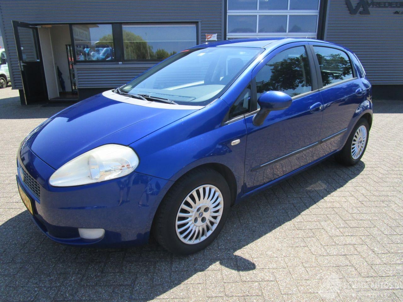 Fiat Grande Punto - 1.4-16V Dynamic 1.4-16V Dynamic 5drs - AutoWereld.nl