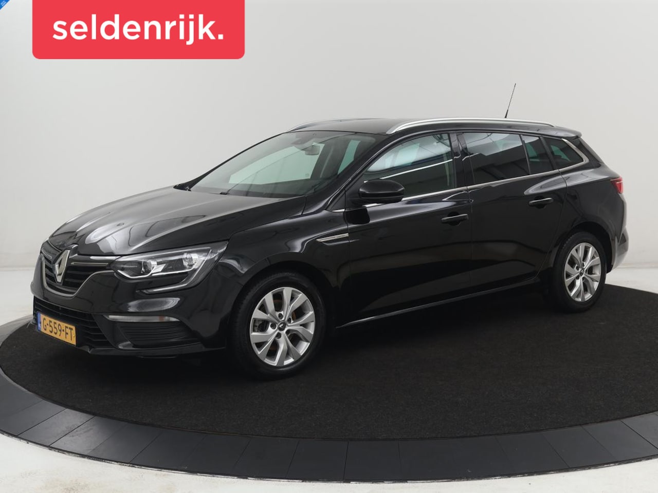 Renault Mégane Estate - 1.3 TCe Limited | Trekhaak | Parkeerhulp | Cruise control | Climate control | Navigatie | - AutoWereld.nl