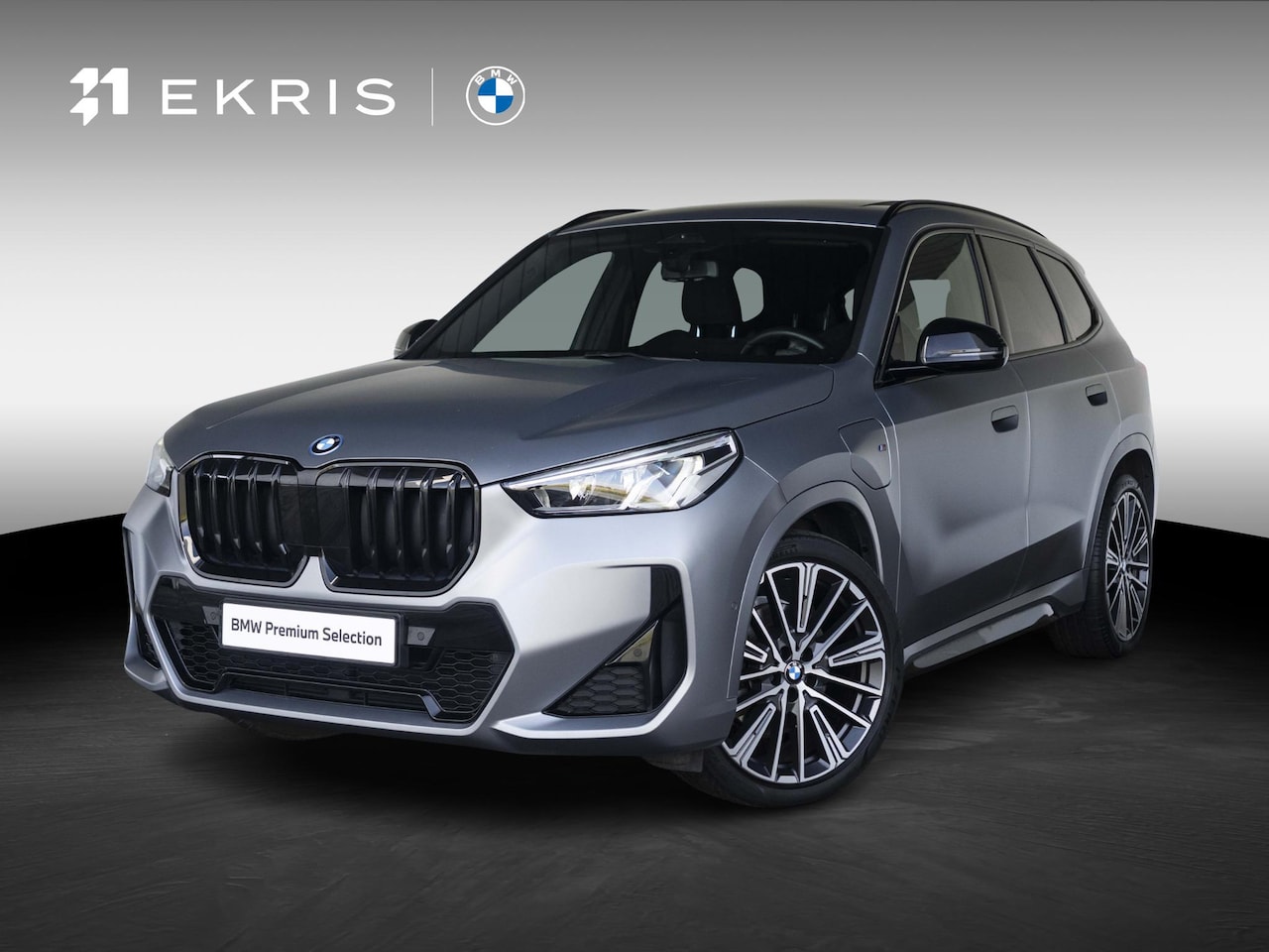 BMW X1 - xDrive25e | M Sportpakket | Travel Pack | Stuurwielrand verwarmd | 20 inch | M Adaptief on - AutoWereld.nl