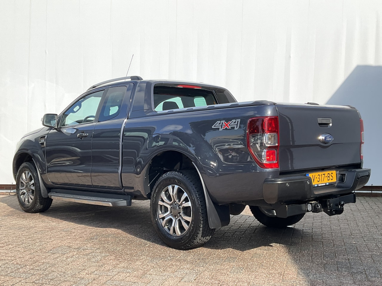 Ford Ranger - 3.2 TDCi 200pk Wildtrak Supercab Eur6 Trekhaak(3500kg) Nav/Cam - AutoWereld.nl