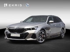 BMW 5-serie Touring - 550e xDrive | M Sportpakket Pro | Panodak | Trekhaak | Driving Assistant Prof. | Bowers &