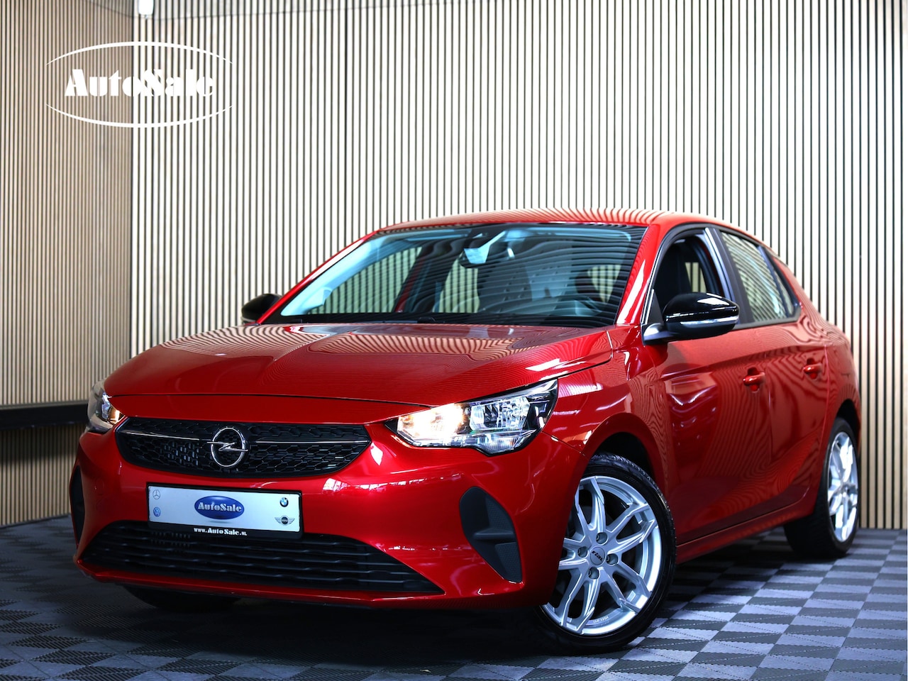 Opel Corsa - 1.2 GS AVM Line CARPLAY CAMERA AIRCO CRUISE LANE STOEL+STUUR VERWARMING "21 - AutoWereld.nl