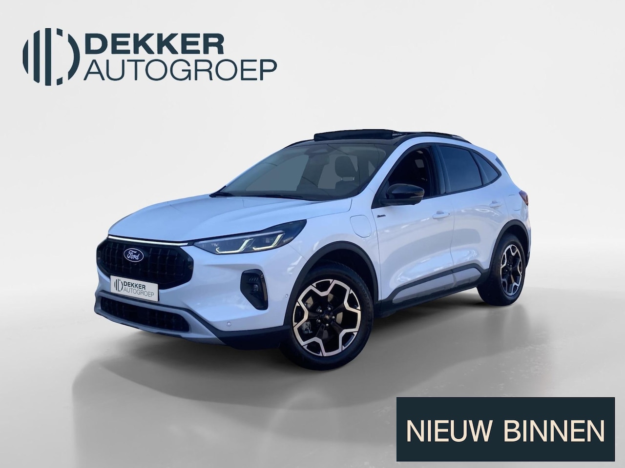 Ford Kuga - 2.5 PHEV 243 pk Active X Elektrisch wegklapbare trekhaak - Winter Pack - Driver Assistance - AutoWereld.nl