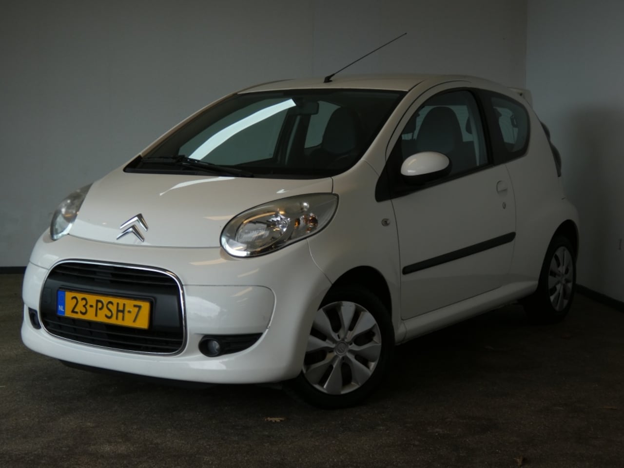 Citroën C1 - 1.0-12V Ambiance Half Leer - AutoWereld.nl