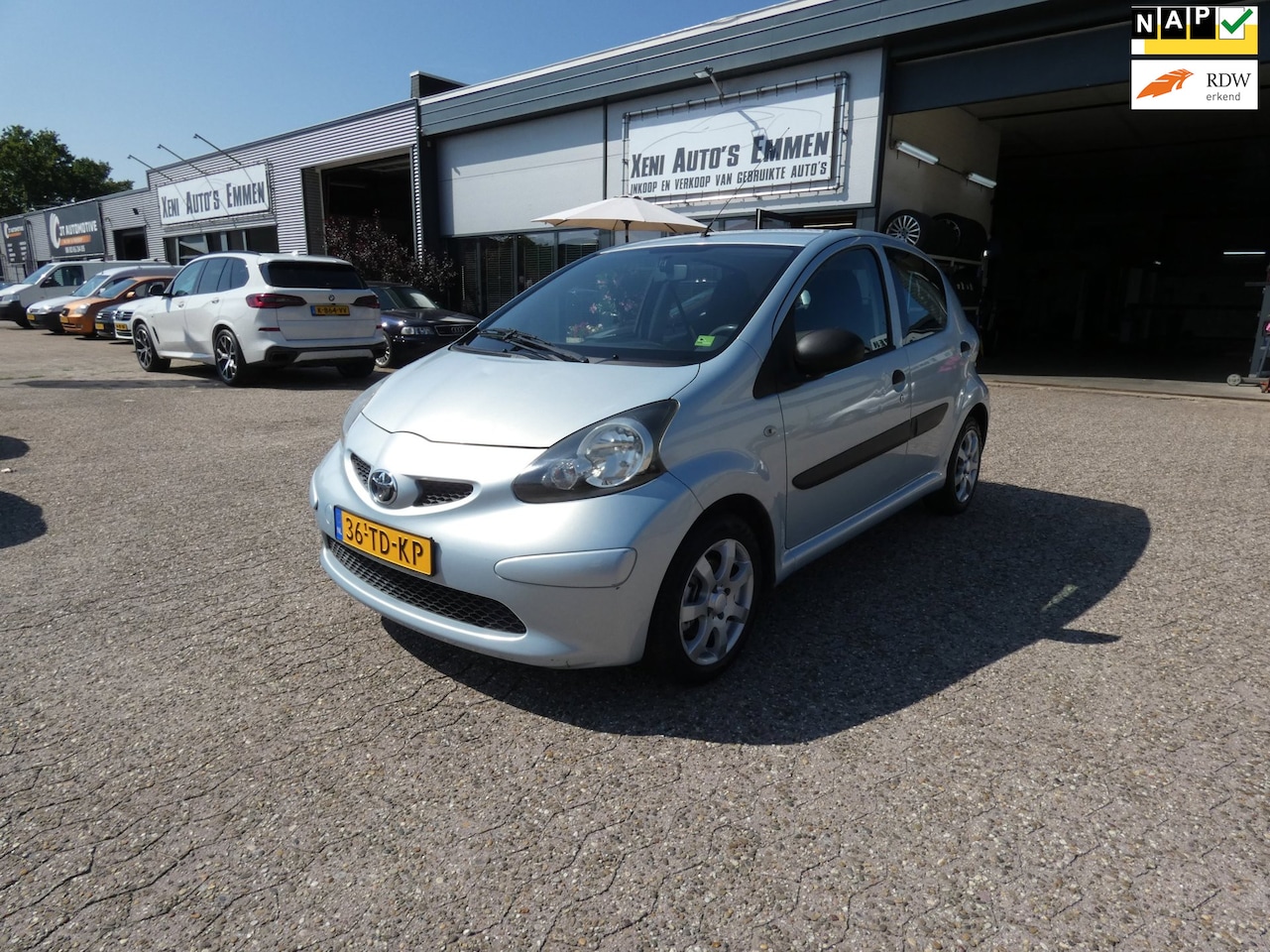 Toyota Aygo - 1.0-12V|5 Deurs|Nw.APK|LM-Velgen|NL Auto! - AutoWereld.nl