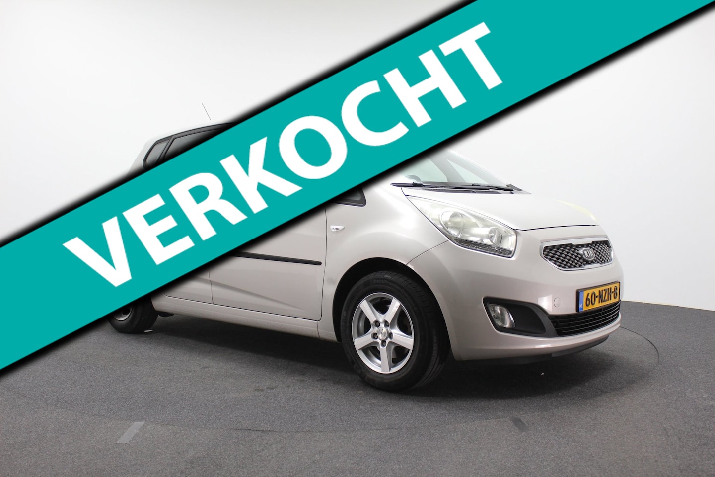 Kia Venga - 1.4 CVVT X-tra | Airco | Goed onderhouden | Trekhaak | Parkeersensoren | Sportvelgen - AutoWereld.nl