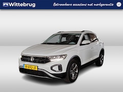 Volkswagen T-Roc - 1.0 TSI 110pk Life 75 Edition / Virtual cockpit / App. Connect / Achteruitrij camera / 16'