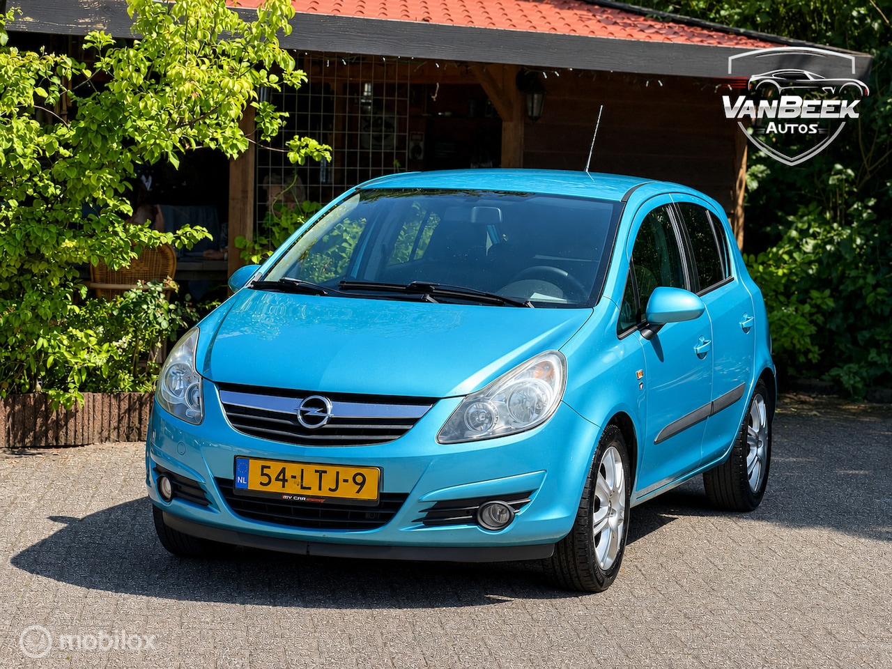 Opel Corsa - 1.2-16V '111' Edition 1.2-16V '111' Edition - AutoWereld.nl