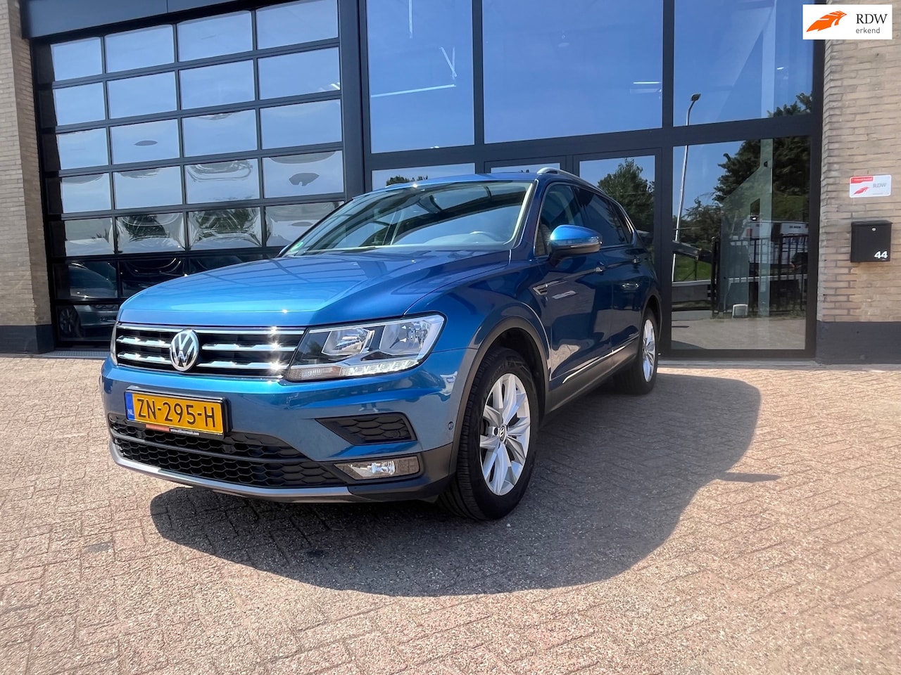 Volkswagen Tiguan Allspace - 2.0 TDI Comfortline Business 2.0 TDI Comfortline Business, 7 Persoons - AutoWereld.nl