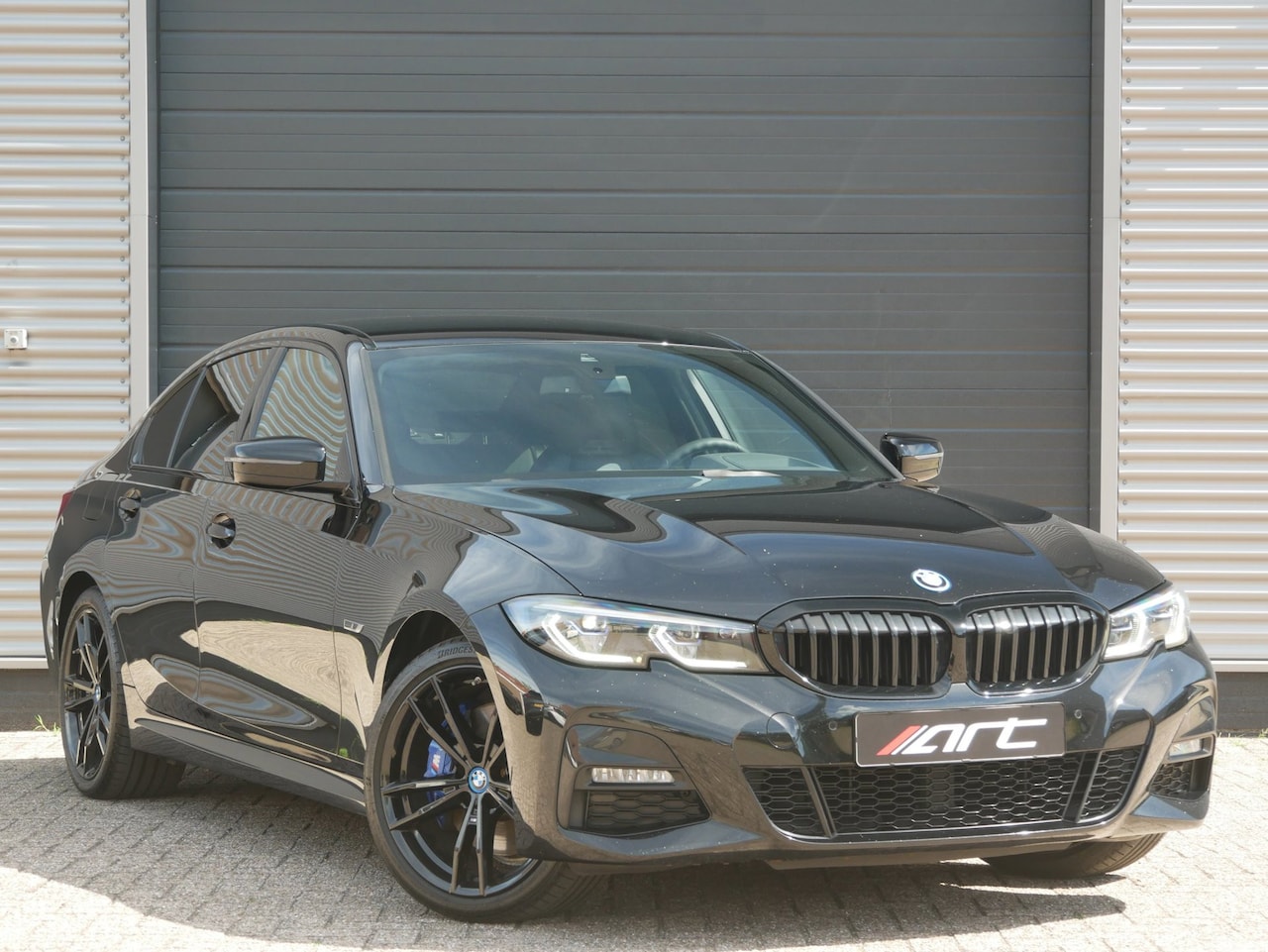 BMW 3-serie - 330e M-Sport Shadow, M-Stoelen, Memory, Head-up, Adapt. - AutoWereld.nl