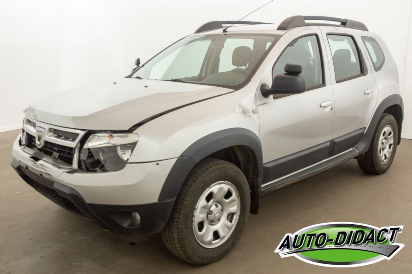 Dacia Duster - 1.5 dCi 81kW Airco Laureate - AutoWereld.nl