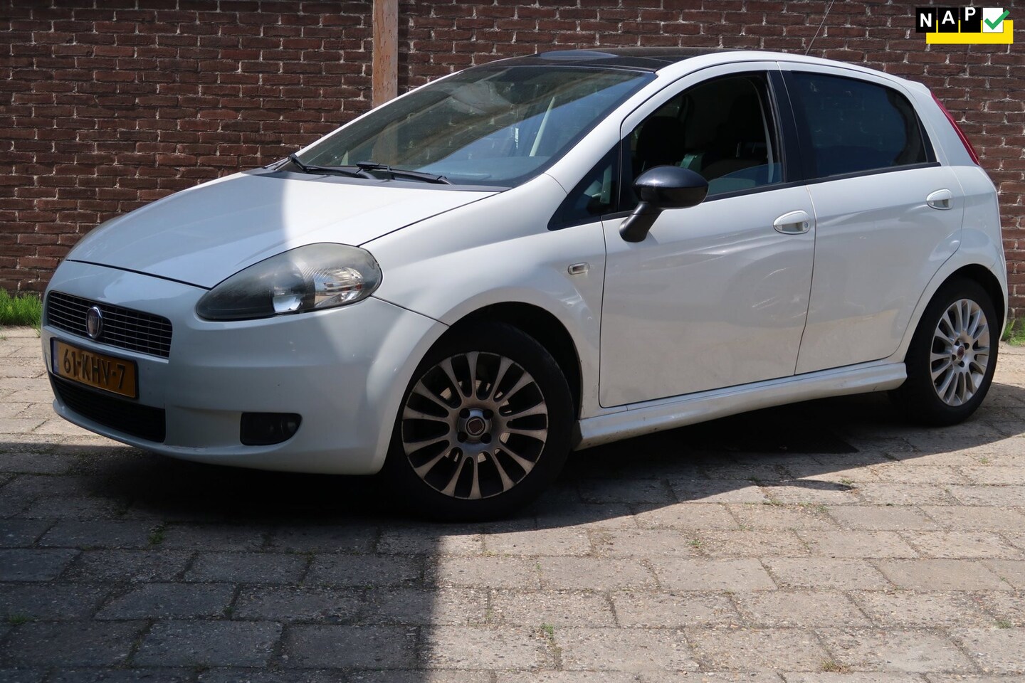 Fiat Grande Punto - 1.4 NeroBianco 1.4 NeroBianco - AutoWereld.nl