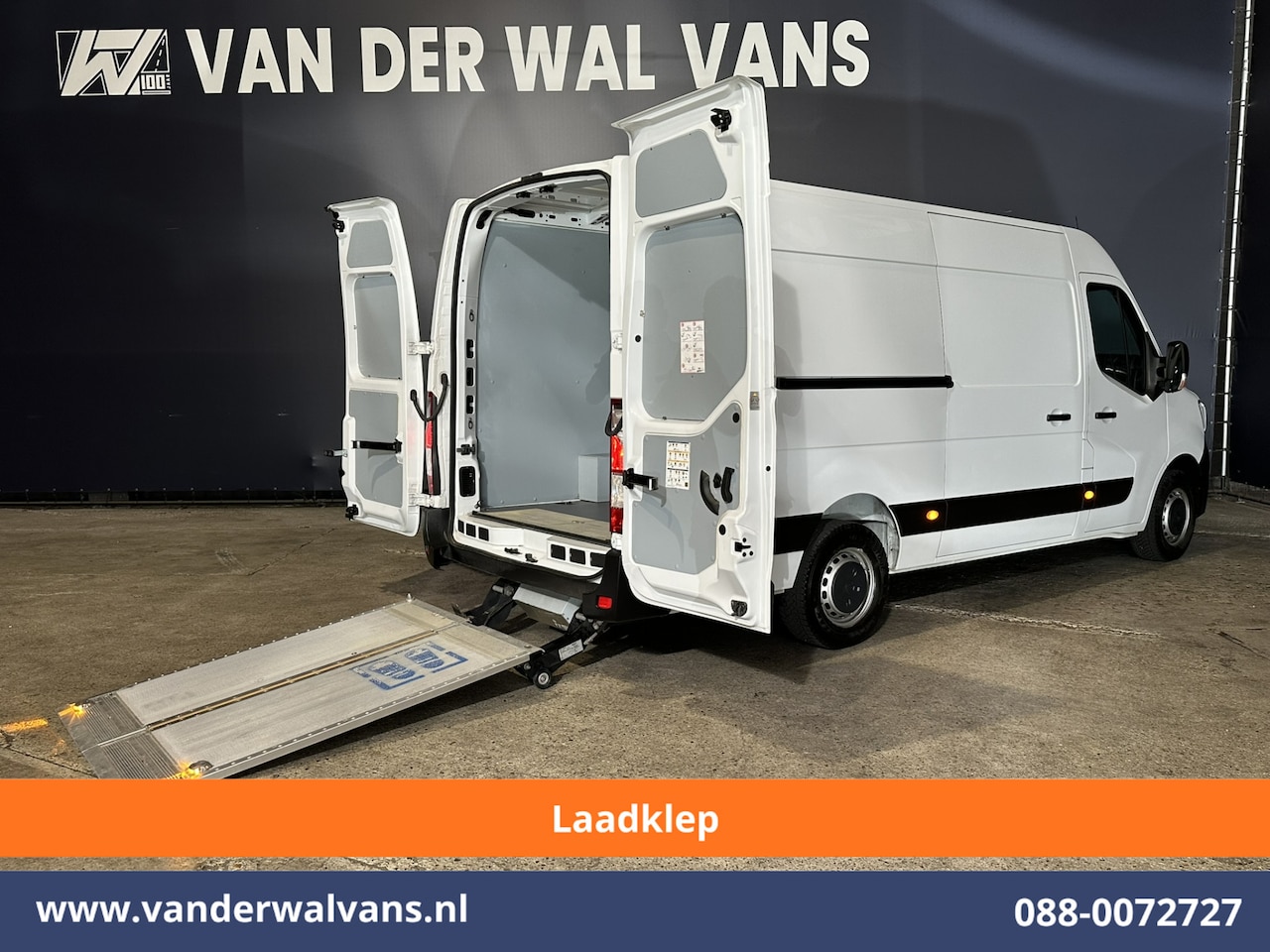 Renault Master - 2.3 dCi 131pk L4H2 ** Laadklep ** Euro6 Airco | LED Bijrijdersbank - AutoWereld.nl