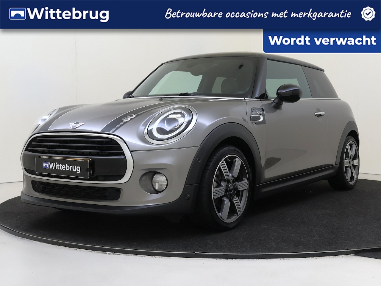 MINI 3-Deurs - 1.5 Cooper 60 Years Edition - AutoWereld.nl