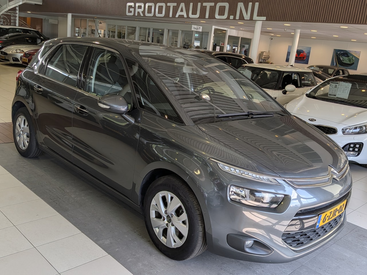 Citroën C4 Picasso - 1.6 e-THP Intensive Automaat Airco, Cruise Control, Stuurbekrachtiging - AutoWereld.nl