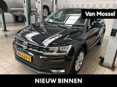 Volkswagen Tiguan - 1.4 TSI Connected Series