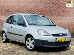 Ford Fiesta - 1.3-8V Champion