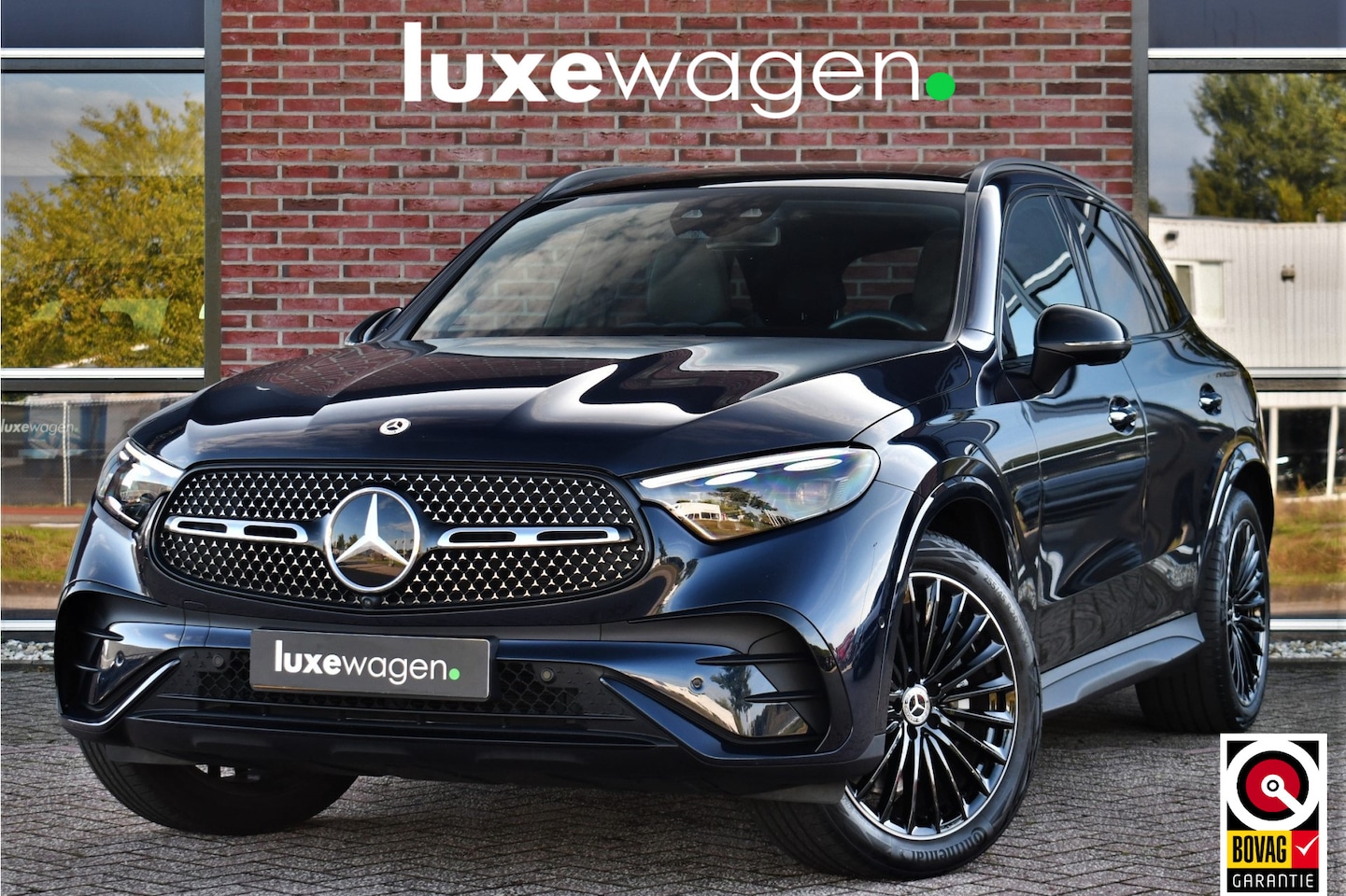 Mercedes-Benz GLC-klasse - 400e 4M AMG Luchtv Trekh Distronic 360 Night 4WS 20inch - AutoWereld.nl