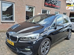 BMW 2-serie Active Tourer - 218i Executive Edition M-pakket. Dealer onderhouden O.a. pano, nav, camera, stoelverw, led