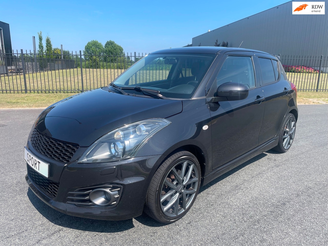 Suzuki Swift - 1.6 Sport|Bj 2016|5 drs|Bluetooth|Clima|Cruise|Xenon|Privacy - AutoWereld.nl