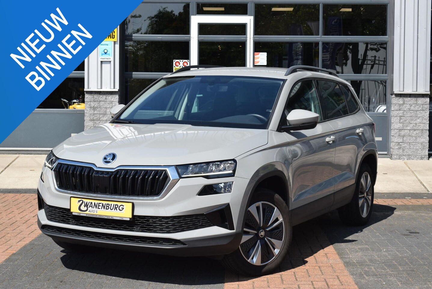 Skoda Karoq - 1.0 TSI Business Edition Carplay/Navi Airco Camera Km 54.500!! - AutoWereld.nl