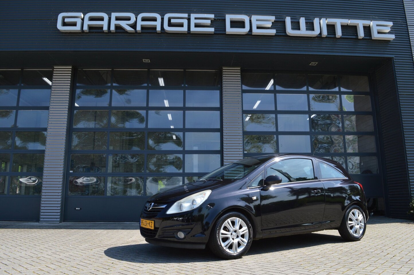 Opel Corsa - 1.4-16V Cosmo 1.4-16V Cosmo - AutoWereld.nl