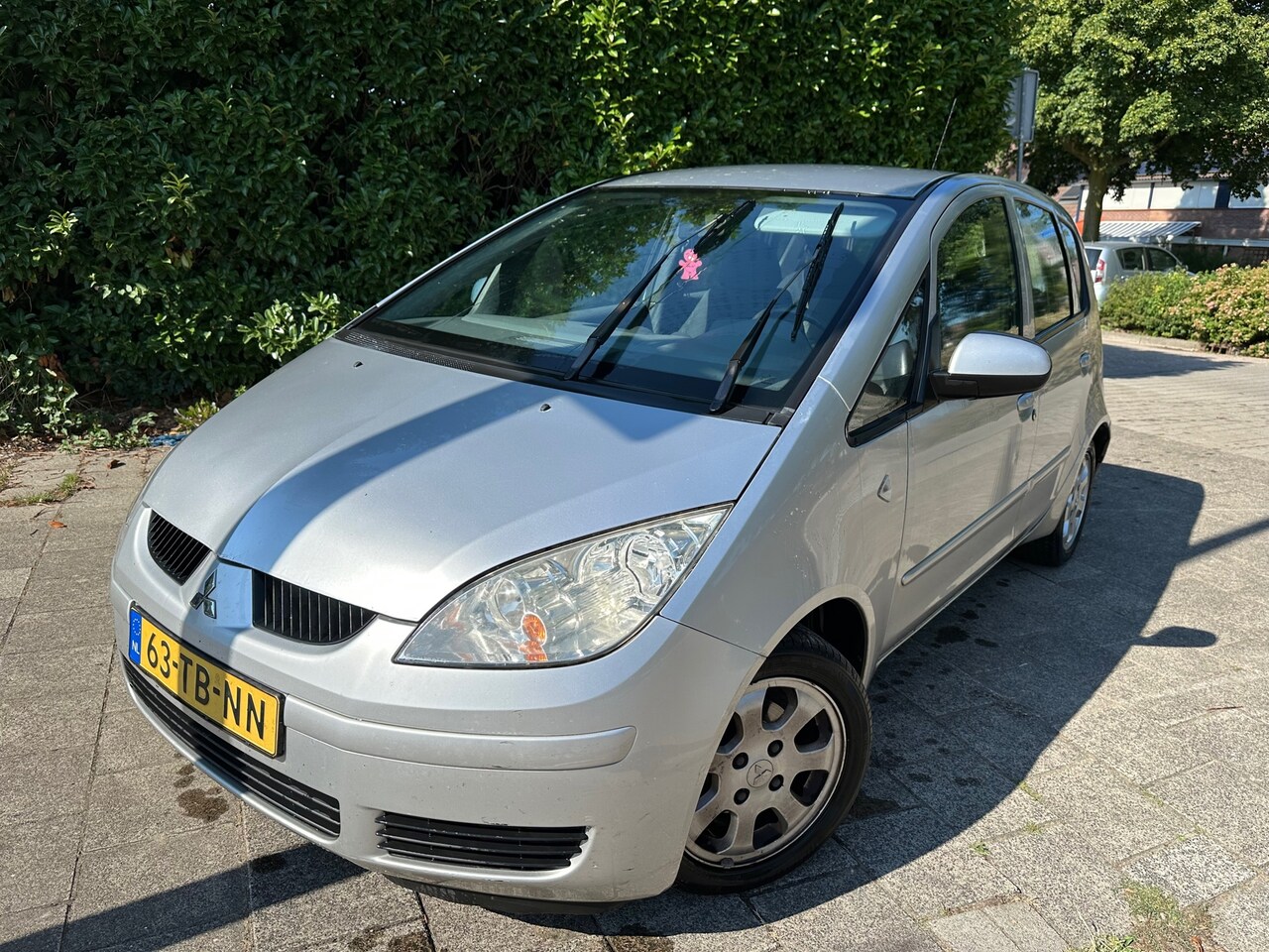 Mitsubishi Colt - 1.3 InviteMET JAAR APK - AutoWereld.nl