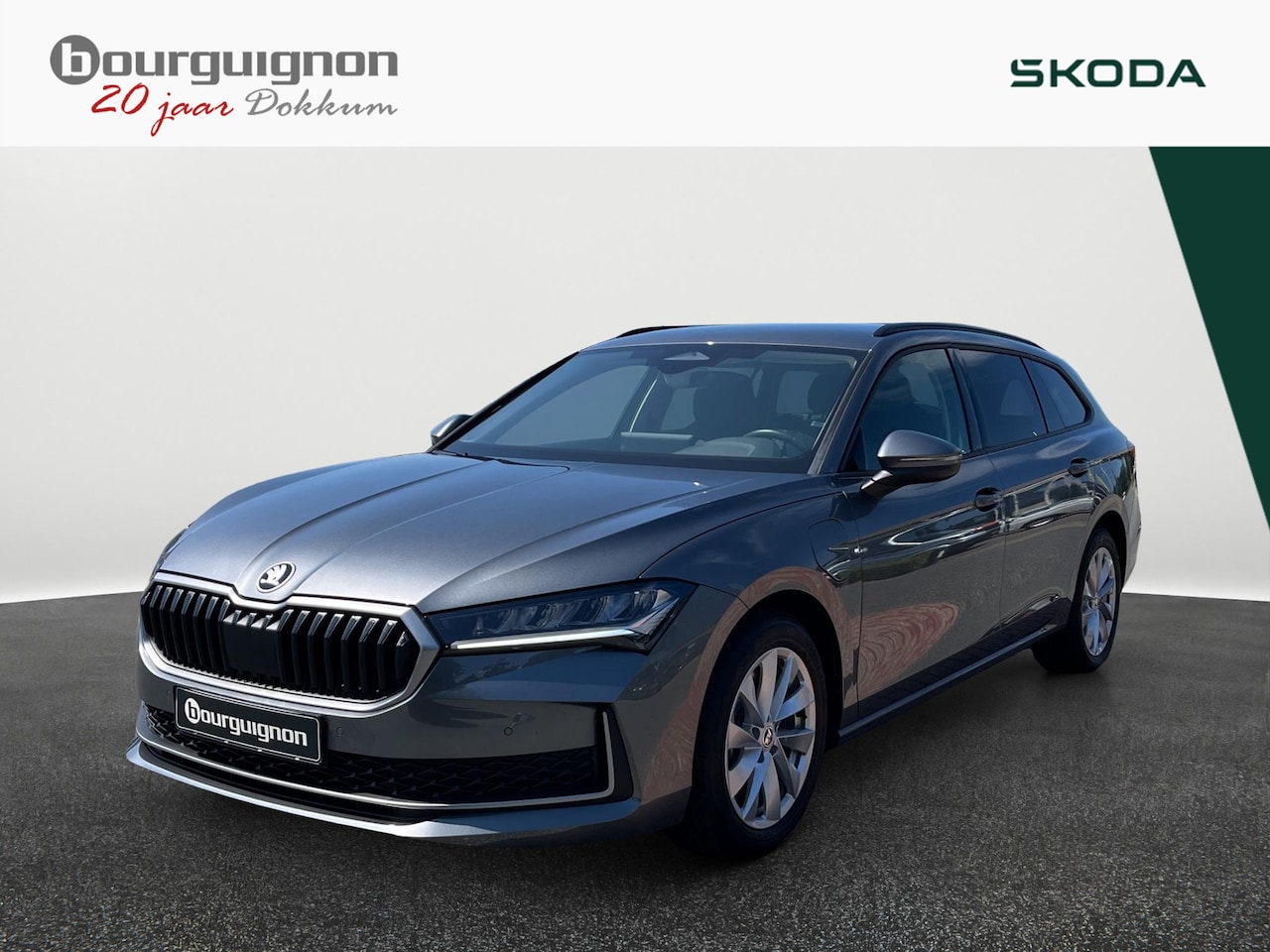 Skoda Superb Combi - 1.5 TSI PHEV Edition | 204 Pk | Trekhaak | A-Camera | Elec. A-Klep | SOH 99% | Massage | - AutoWereld.nl